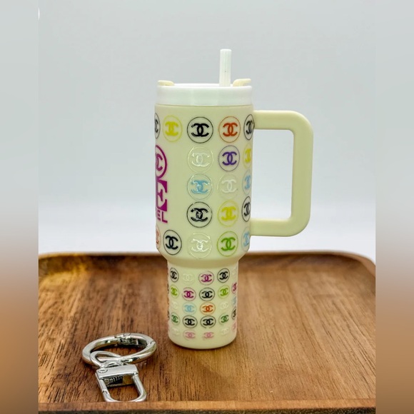 CUTE Tumbler Storage Keychain PLUS Good Girl Blush Perfume sample AND Bow Charm - Picture 8 of 15